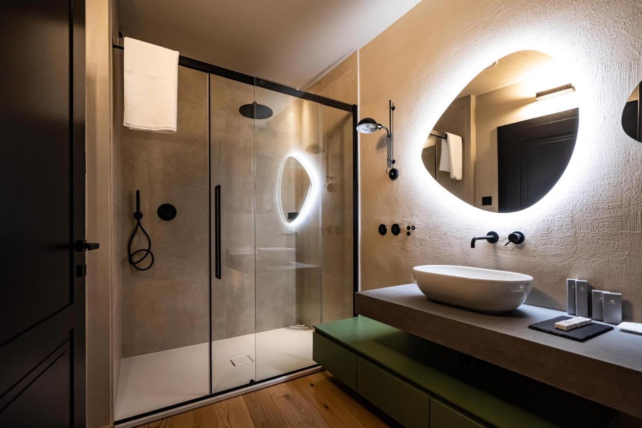 Locanda Moderna Carlambroeus Montevecchia Esterno foto
