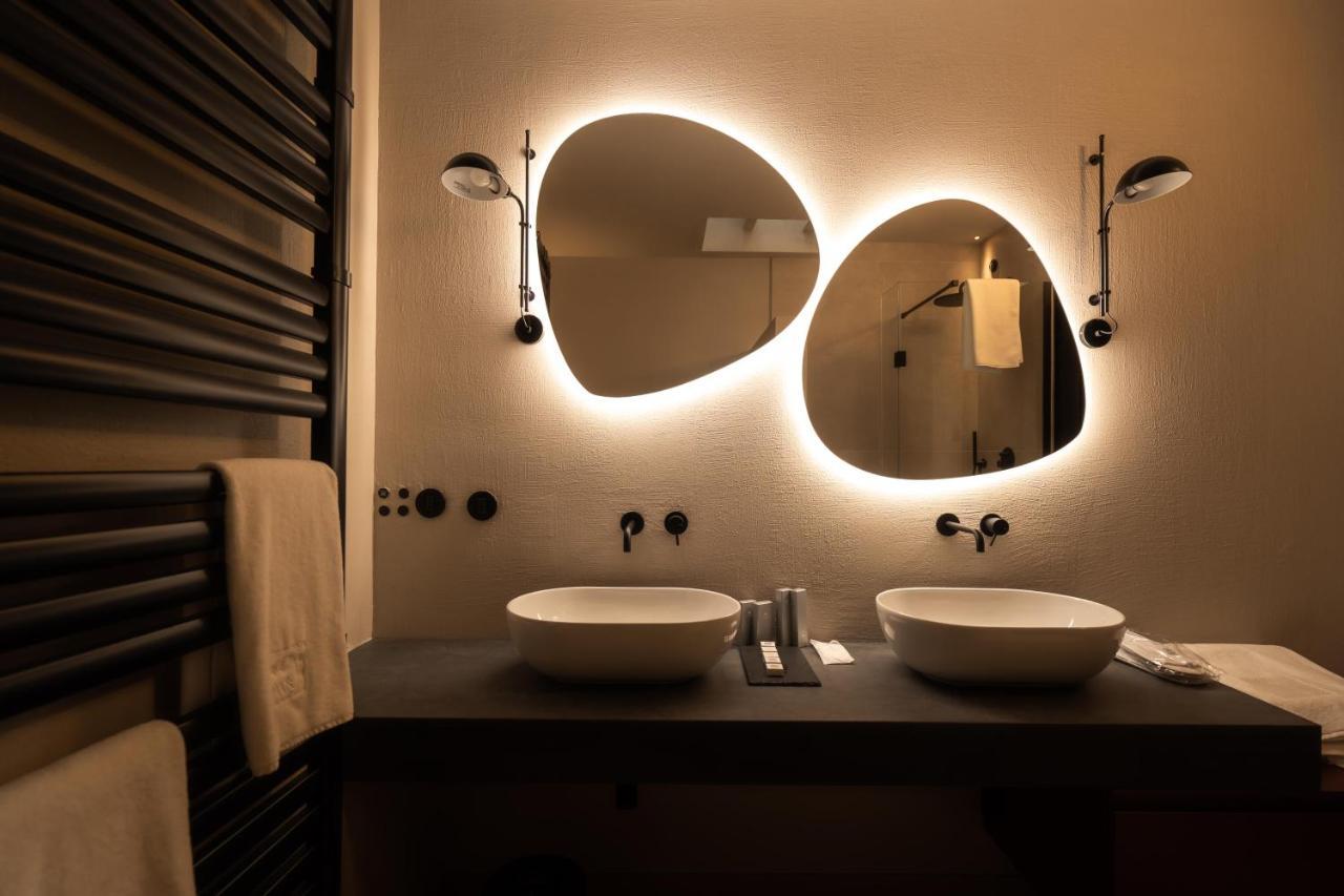 Locanda Moderna Carlambroeus Montevecchia Esterno foto